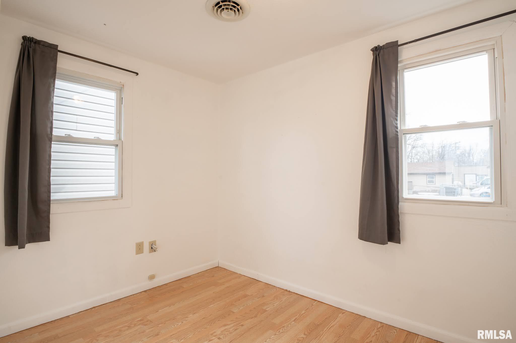 303 Decatur Road Marquette Heights, IL 61554 - Photo 25 of 27 Gallery Image 25
