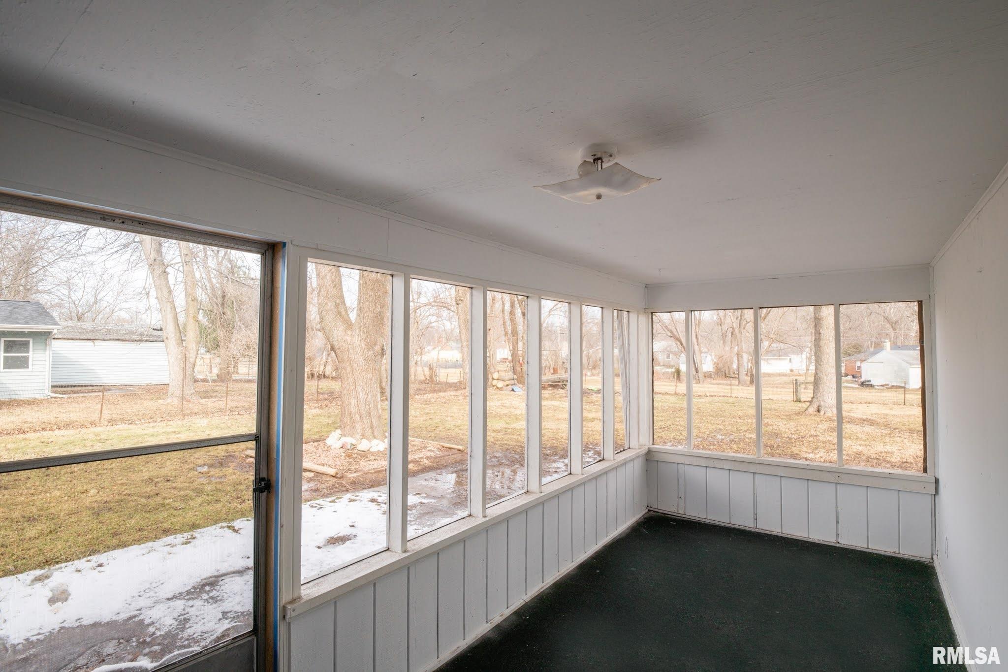 303 Decatur Road Marquette Heights, IL 61554 - Photo 3 of 27 Gallery Image 3