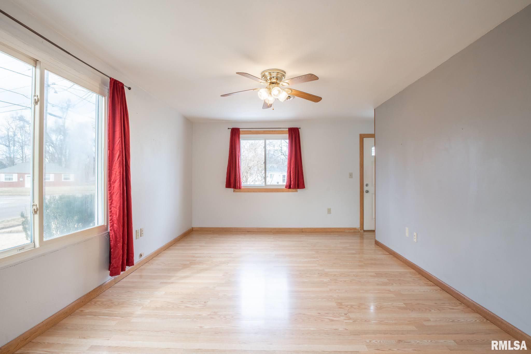 303 Decatur Road Marquette Heights, IL 61554 - Photo 8 of 27 Gallery Image 8