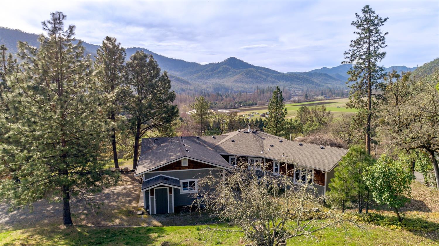 2012 North River Road Gold Hill, OR 97525 - Photo 4 of 35 Additional Photo