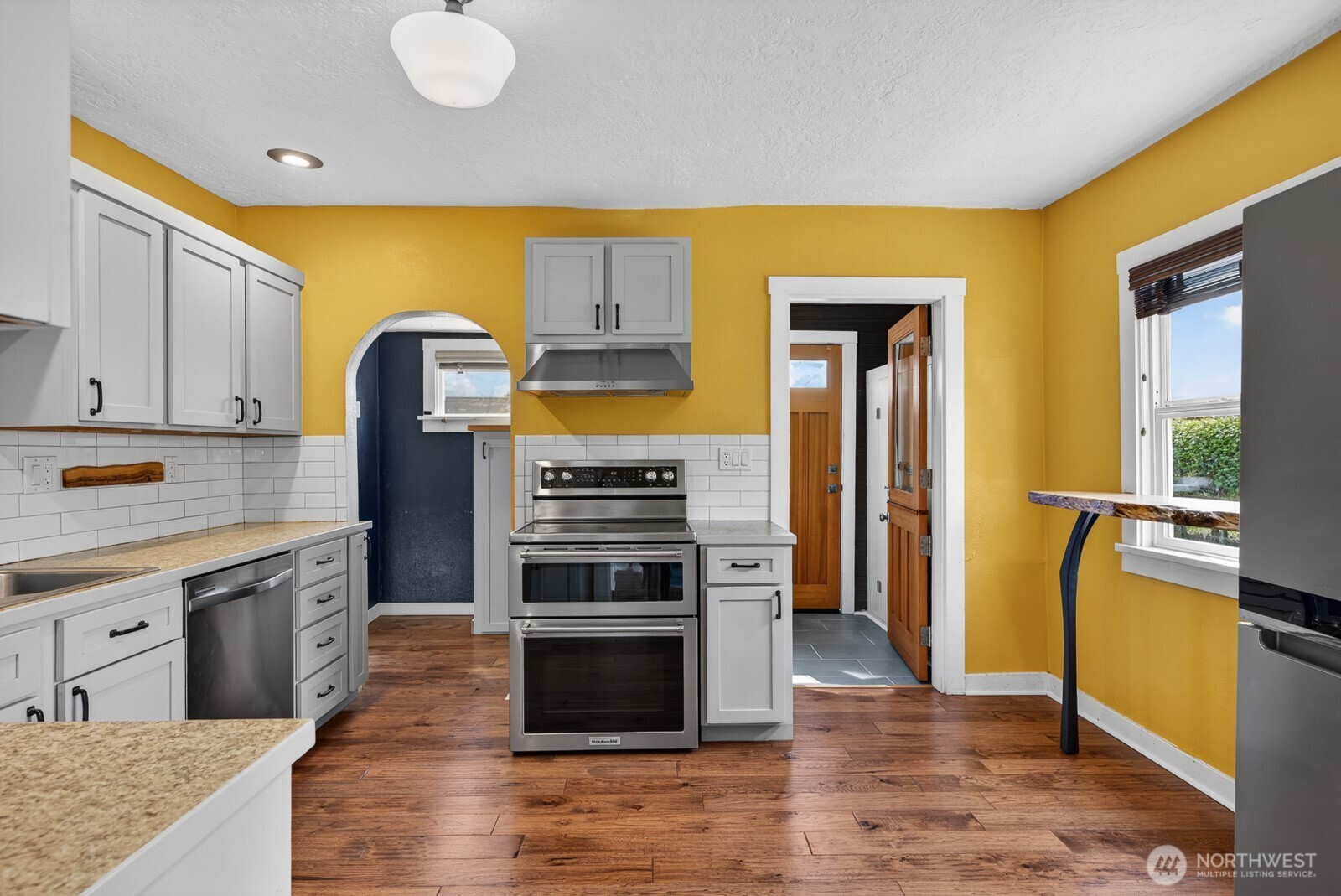 1825 Rucker Avenue Everett, WA 98201 - Photo 13 of 40