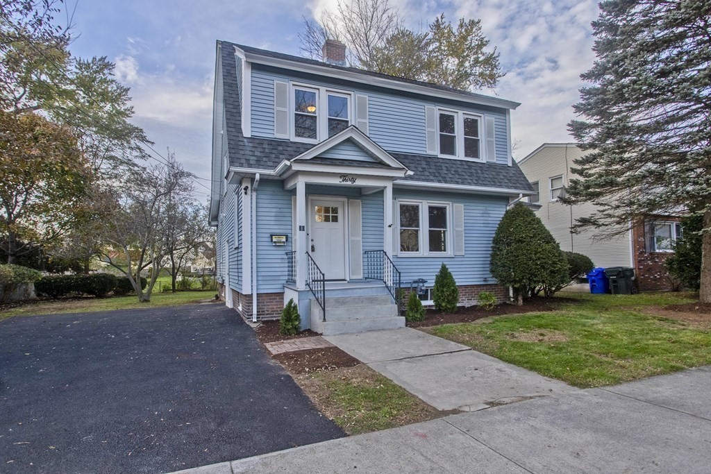 30 Winnipeg Street Springfield, MA 01108 - Photo 1 of 40 Gallery Image 1