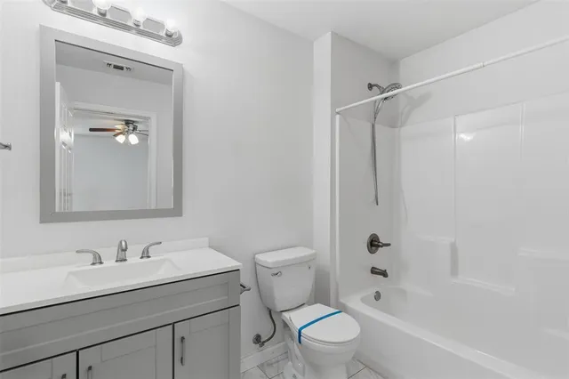 $1,425 | 227 West Murray Street, Denison, TX 75020