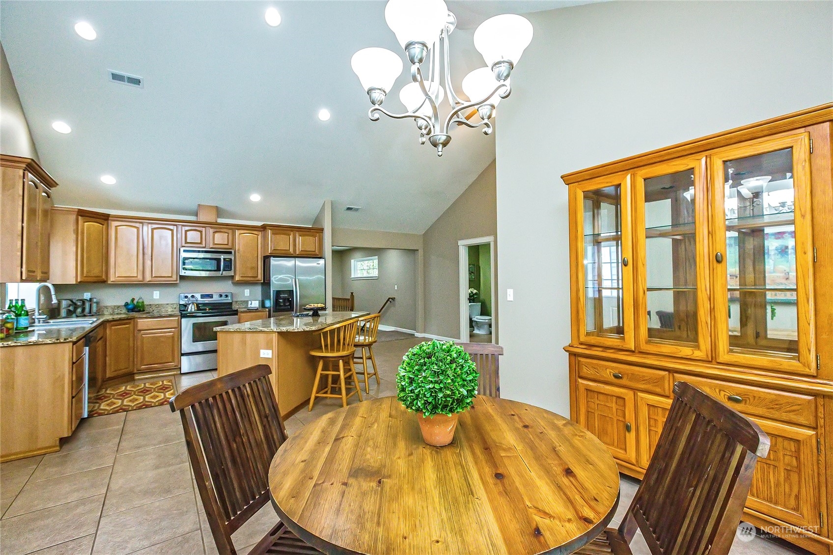 3207 Woods Road East Port Orchard, WA 98366 - Photo 13 of 39 Gallery Image 13