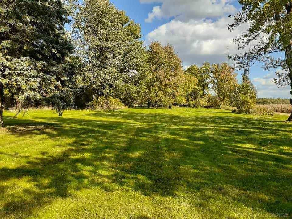 7397 Barnes Road Marlette, MI 48453 - Photo 15 of 20 50027403-14.JPG