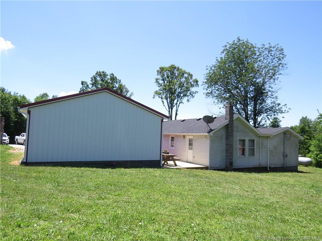 3420 Lake Road Southeast Corydon, IN 47112 - Photo 4 of 35
