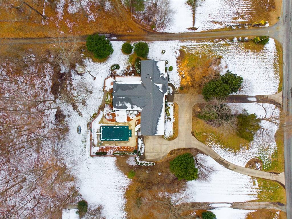 4341 Brandy Road Greensboro, NC 27407 - Photo 7 of 50 Gallery Image 7