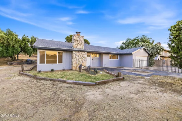 $589,900 | 35920 42nd Street East, Palmdale, CA 93552