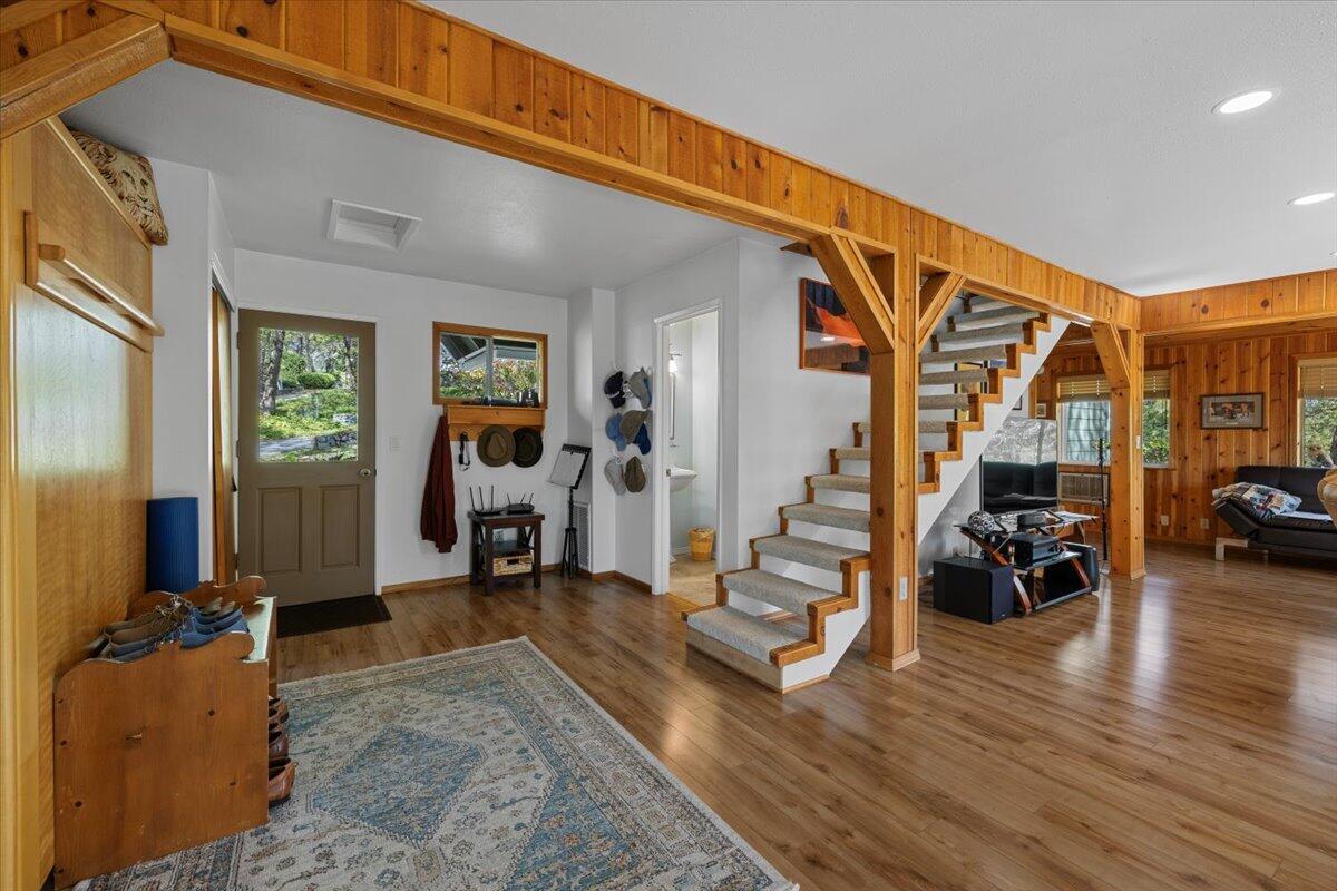 1129 Three Pines Road Grants Pass, OR 97526 - Photo 39 of 51 Guest House Stairs