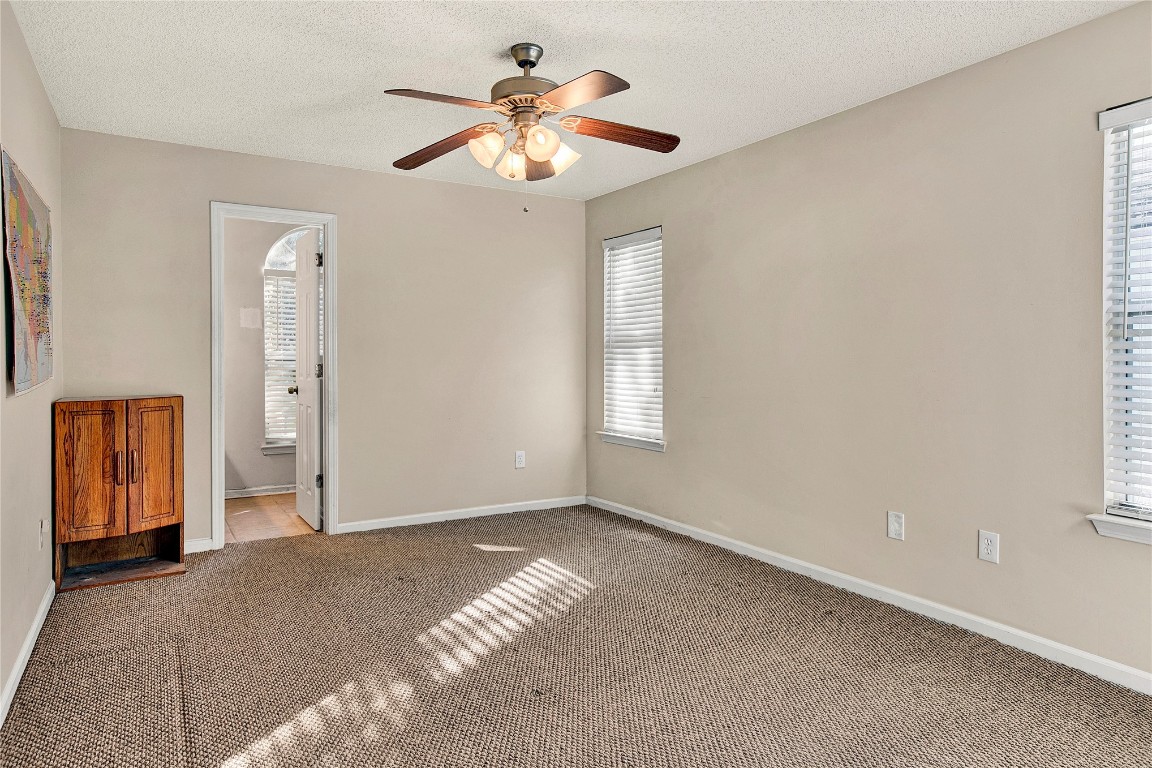 909 Gavagan Road Jacksonville, FL 32233 - Photo 11 of 17 a view of livingroom with window