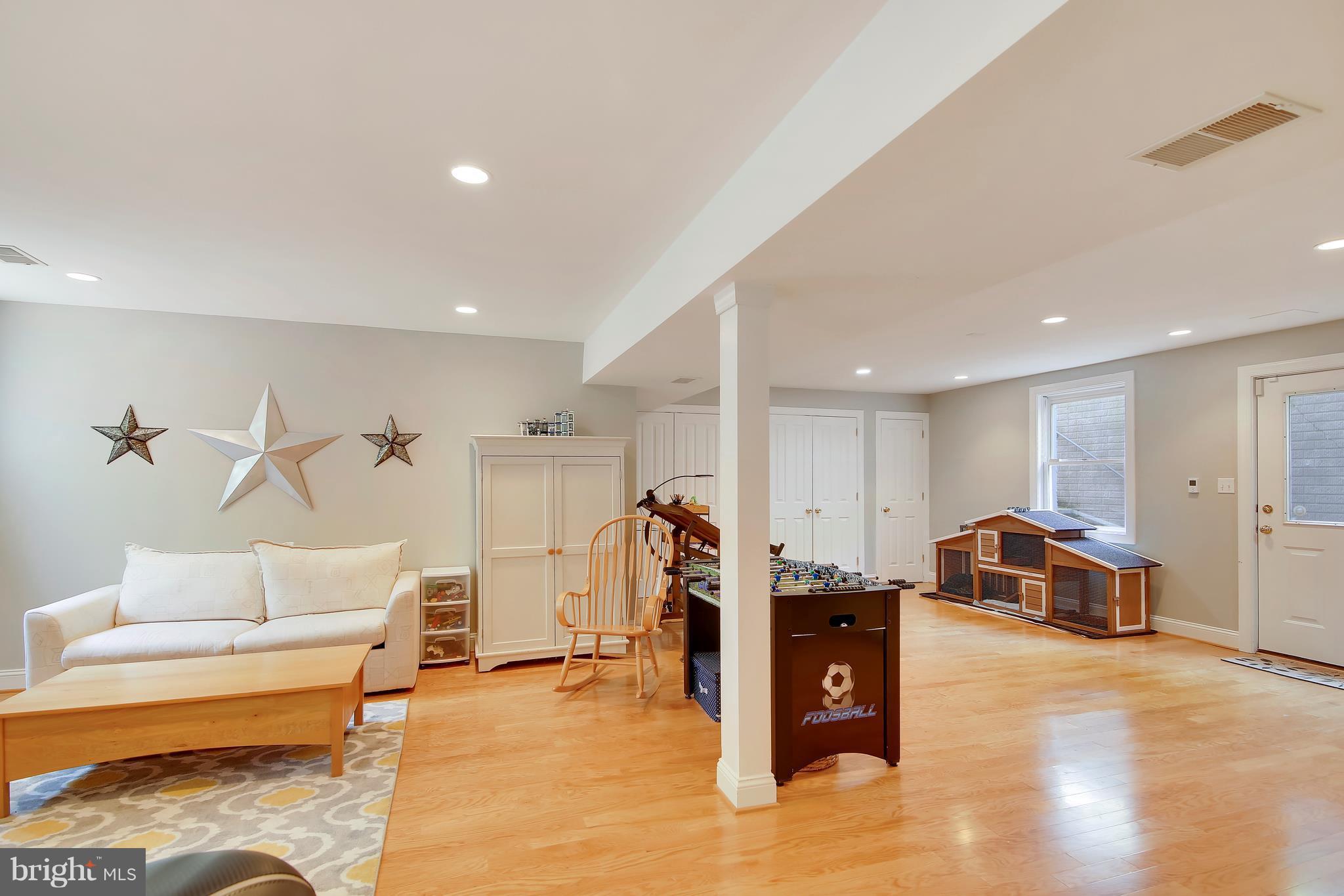 344 Little Quarry Road Gaithersburg, MD 20878 - Photo 27 of 30 Daylight walk out basement w/fresh paint