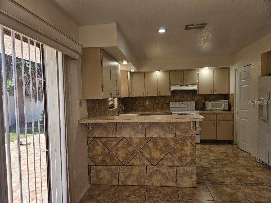 355 Spring Lake Boulevard Northwest Port Charlotte, FL 33952 - Photo 26 of 43