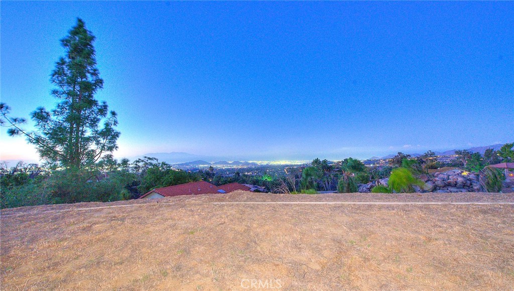 16464 Rancho Escondido Drive Riverside, CA 92506 - Photo 38 of 47 a view of a garden