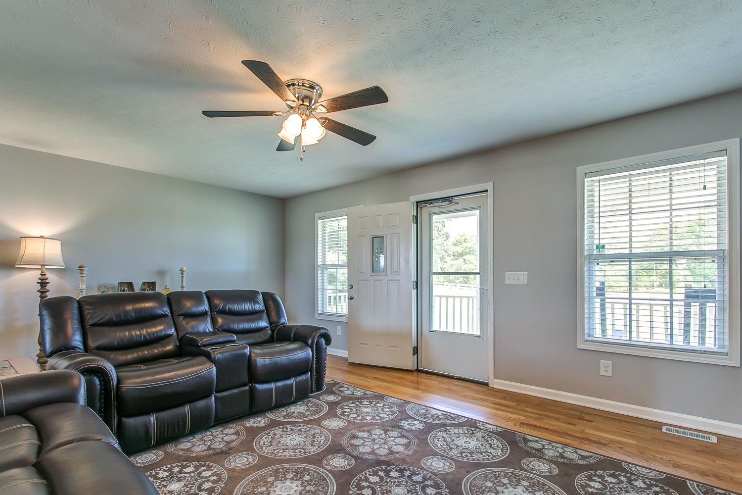 410 Jackson Road Portland, TN 37148 - Photo 4 of 22 a living room with furniture and a window