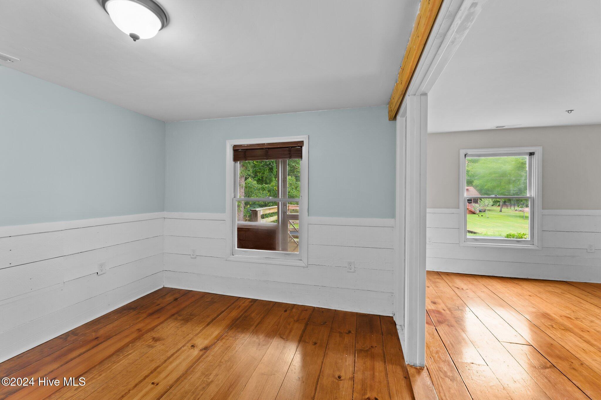 503 Shady Banks Road Washington, NC 27889 - Photo 15 of 59 23-web-or-mls-_S0A0182