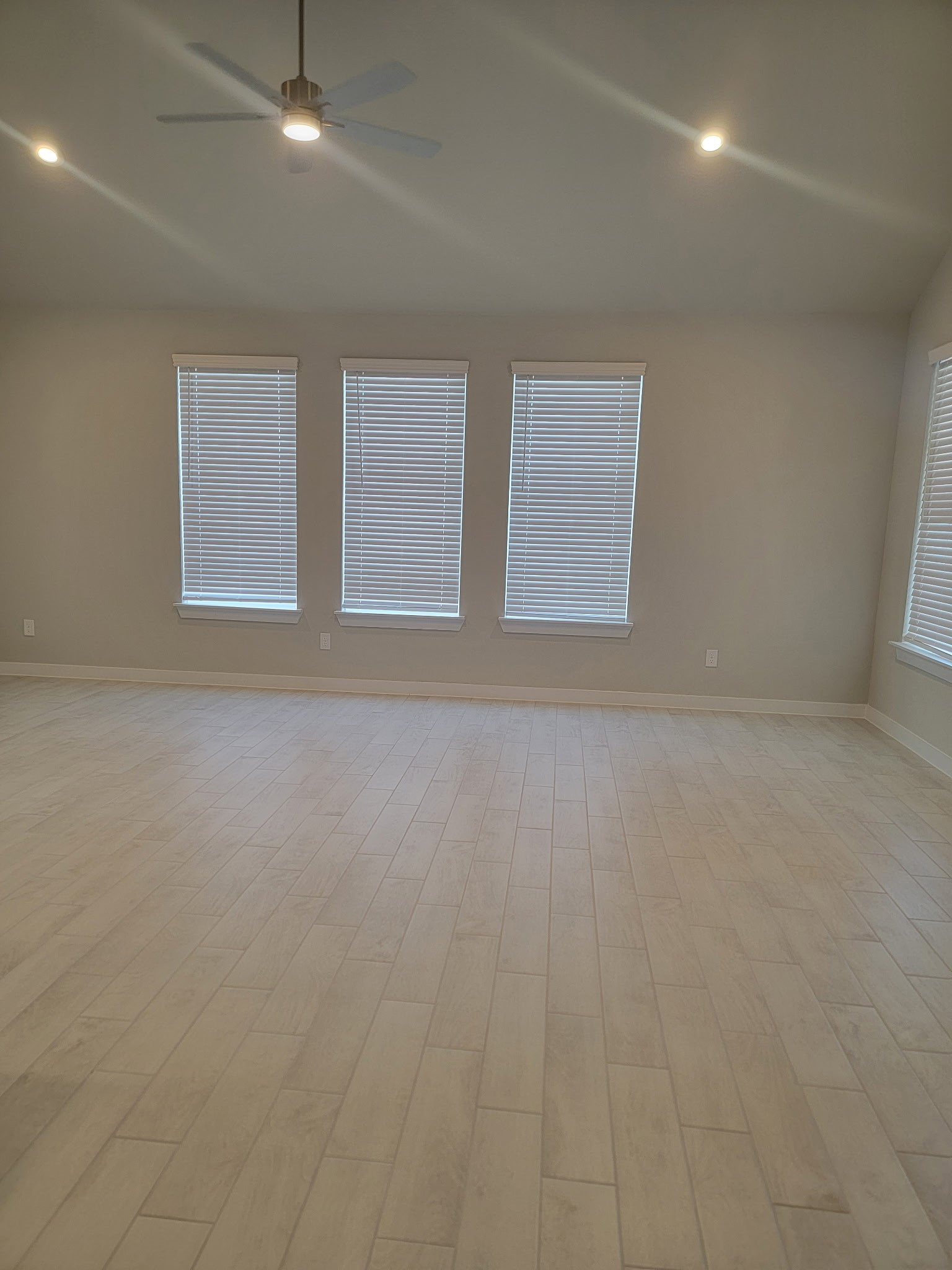 3130 Boulder Ridge Drive Rosenberg, TX 77471 - Photo 12 of 32 LIVING AREA