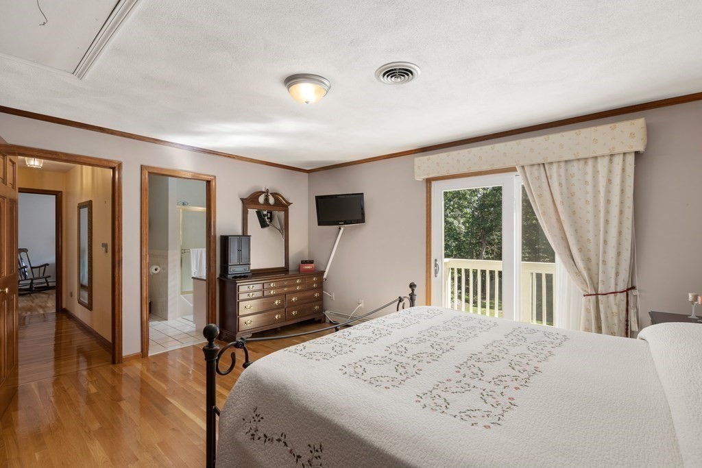 6 Ridgeway Road North Reading, MA 01864 - Photo 14 of 38 Gallery Image 14