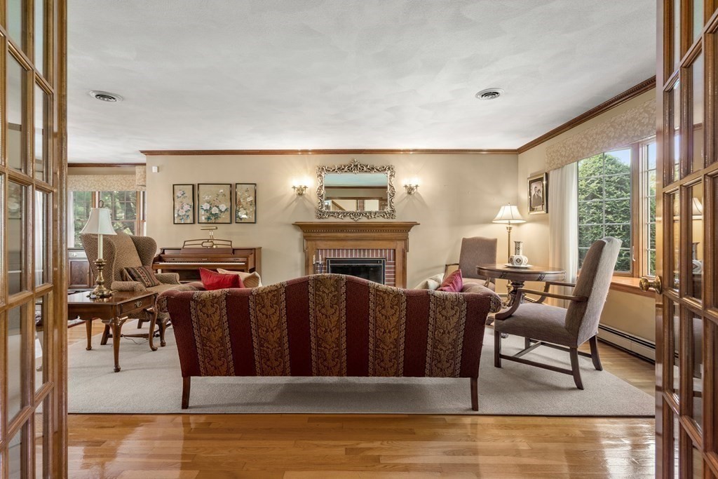 6 Ridgeway Road North Reading, MA 01864 - Photo 2 of 38 Gallery Image 2