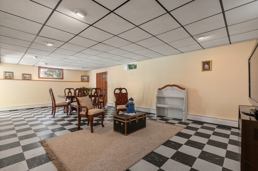 6 Ridgeway Road North Reading, MA 01864 - Photo 22 of 38 Gallery Image 22