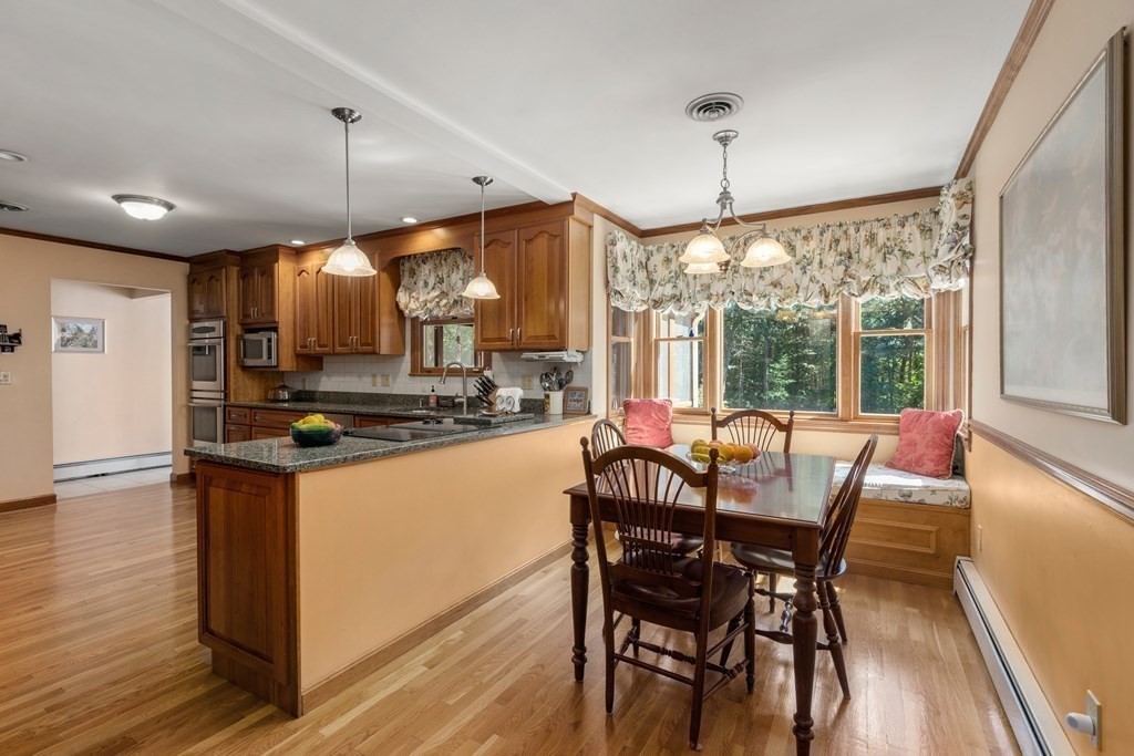 6 Ridgeway Road North Reading, MA 01864 - Photo 8 of 38 Gallery Image 8