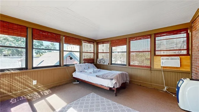 $379,000 | 840 North 25th Street, St. Joseph, MO 64506