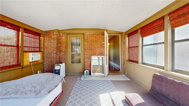 $379,000 | 840 North 25th Street, St. Joseph, MO 64506