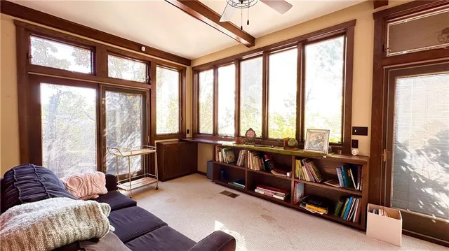 $379,000 | 840 North 25th Street, St. Joseph, MO 64506