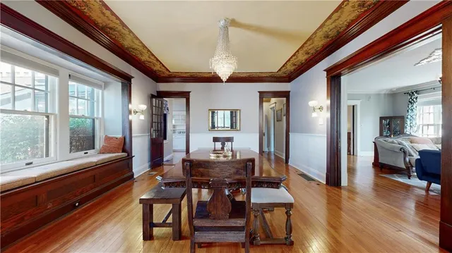 $379,000 | 840 North 25th Street, St. Joseph, MO 64506