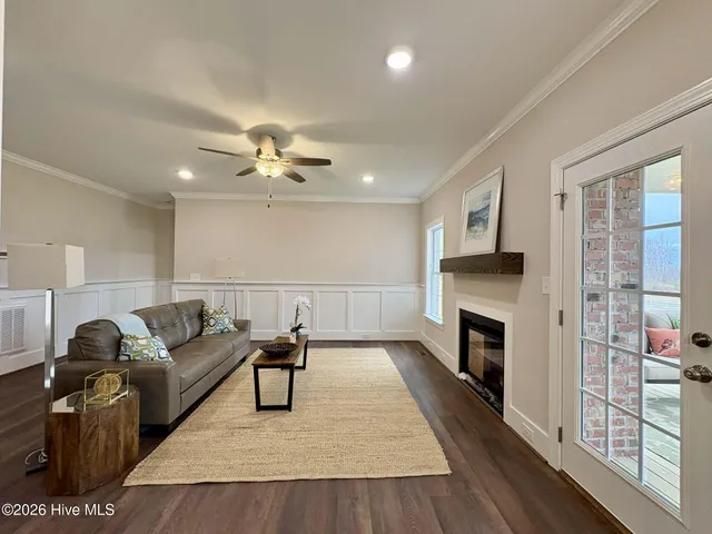 $389,900 | 7491 Sweetwater Drive, Nashville, NC 27856