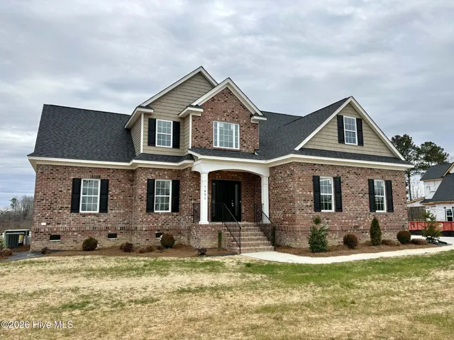 $389,900 | 7491 Sweetwater Drive, Nashville, NC 27856