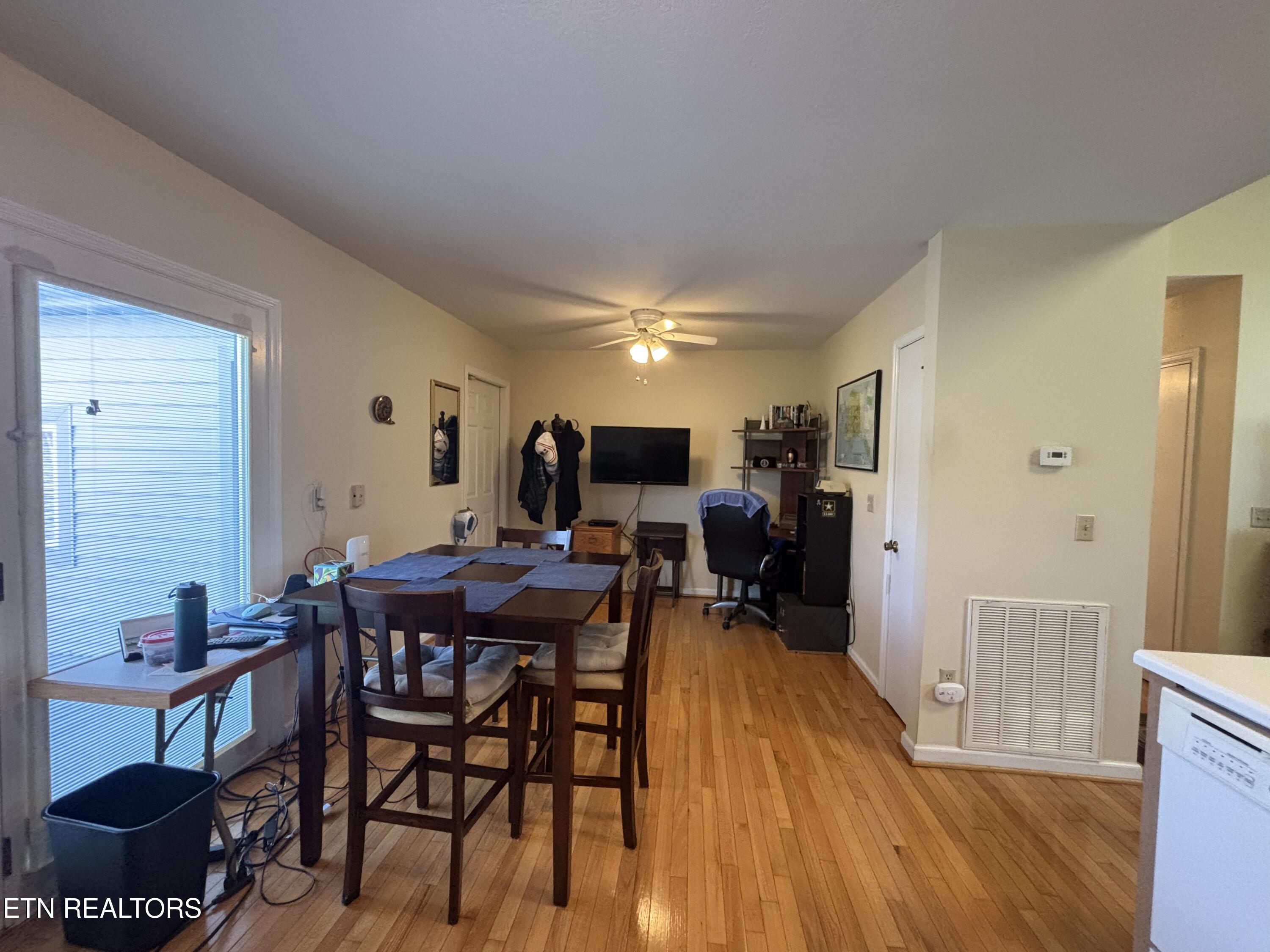 6021 Osage Road Crossville, TN 38572 - Photo 15 of 33 Office area or formal dining