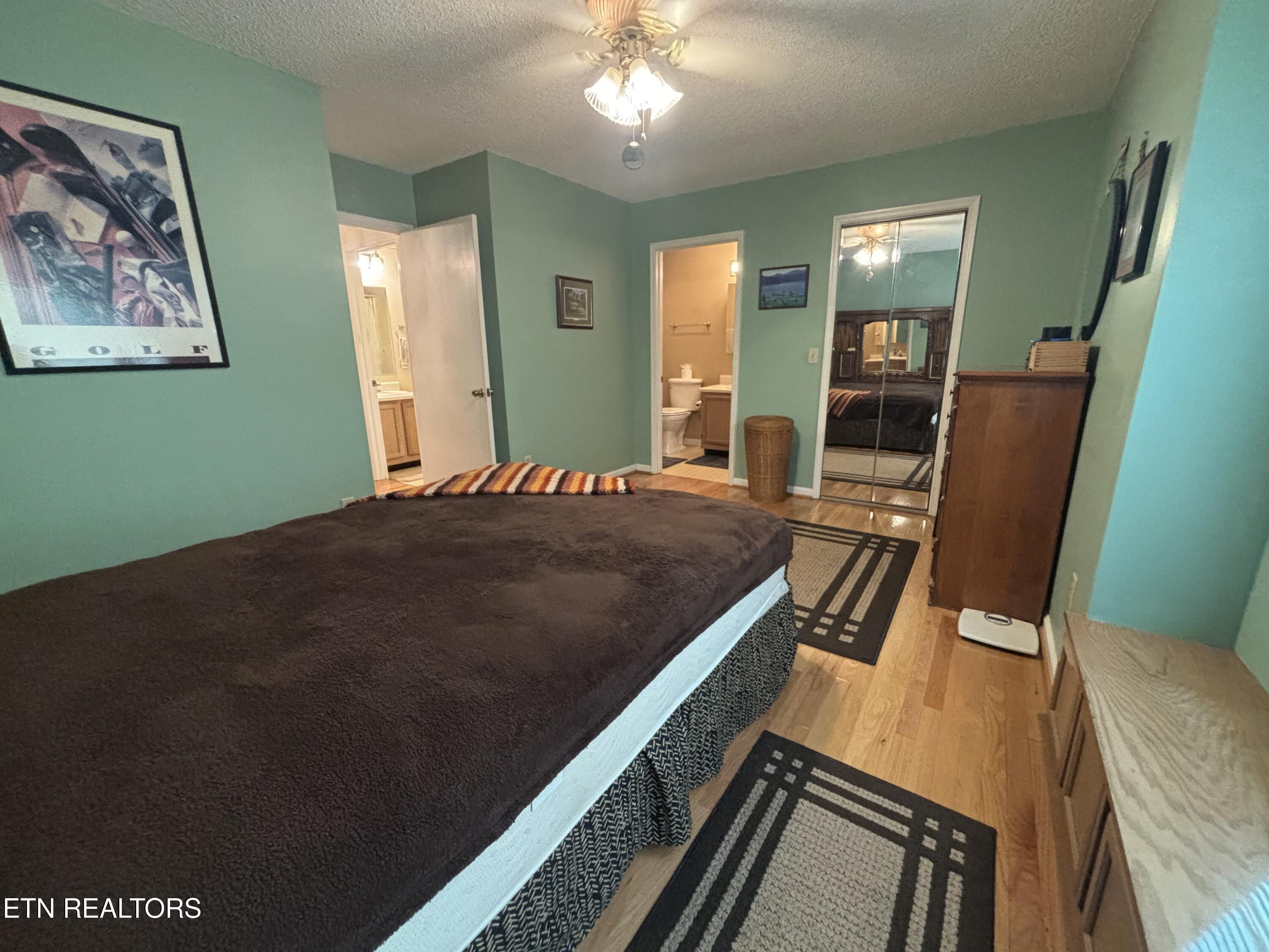 6021 Osage Road Crossville, TN 38572 - Photo 20 of 33 Owner Suite