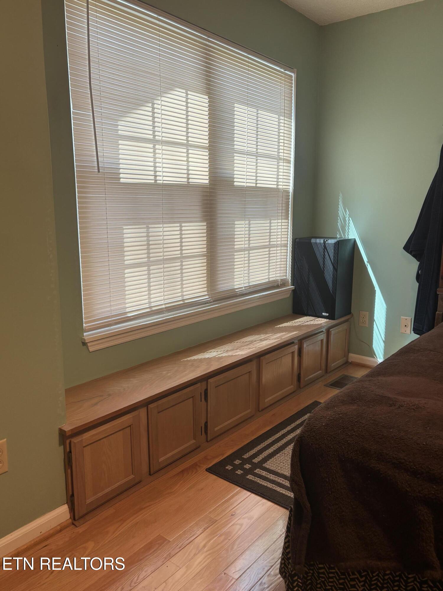 6021 Osage Road Crossville, TN 38572 - Photo 22 of 33 Owner Suite