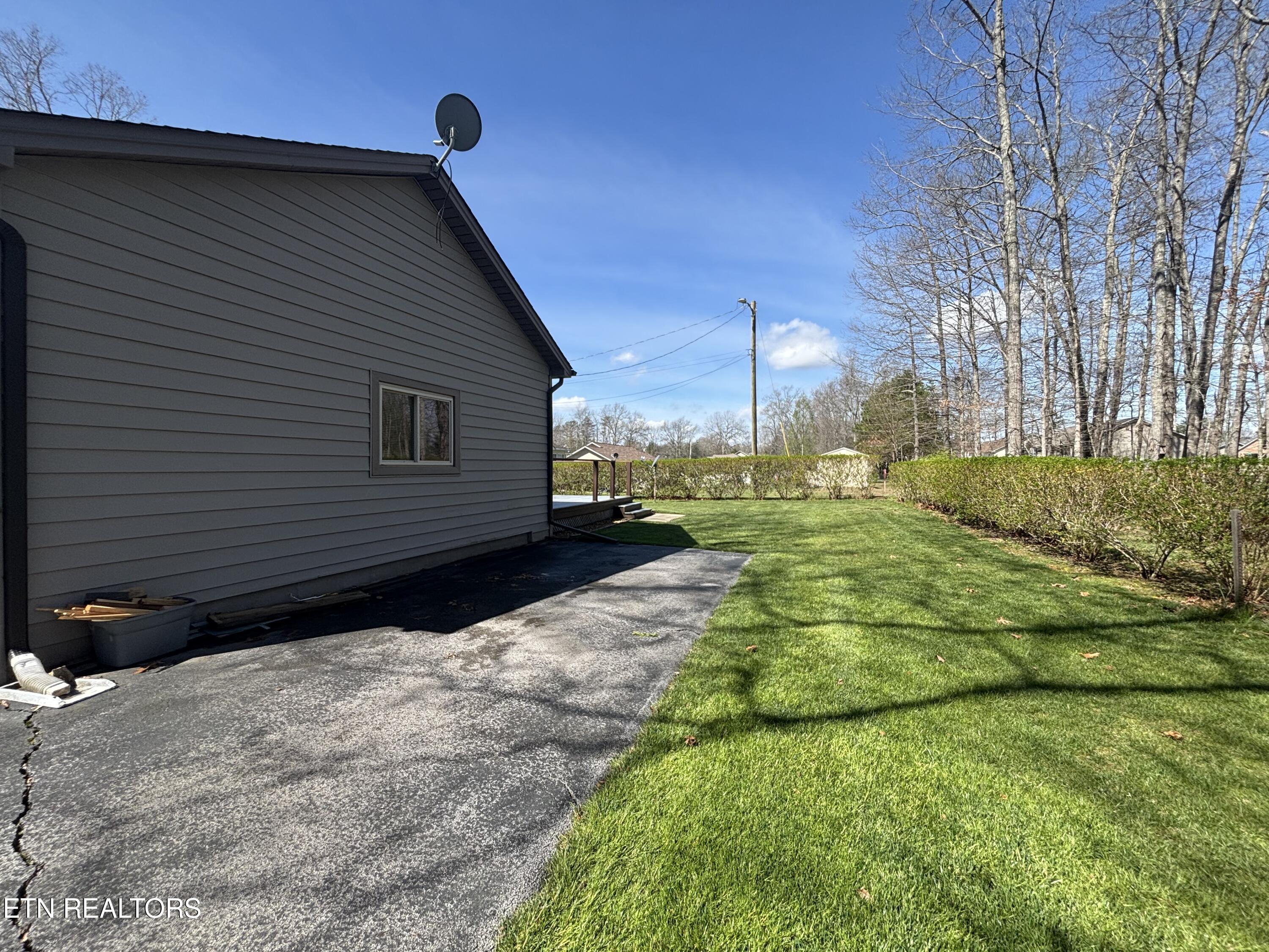 6021 Osage Road Crossville, TN 38572 - Photo 31 of 33 Back