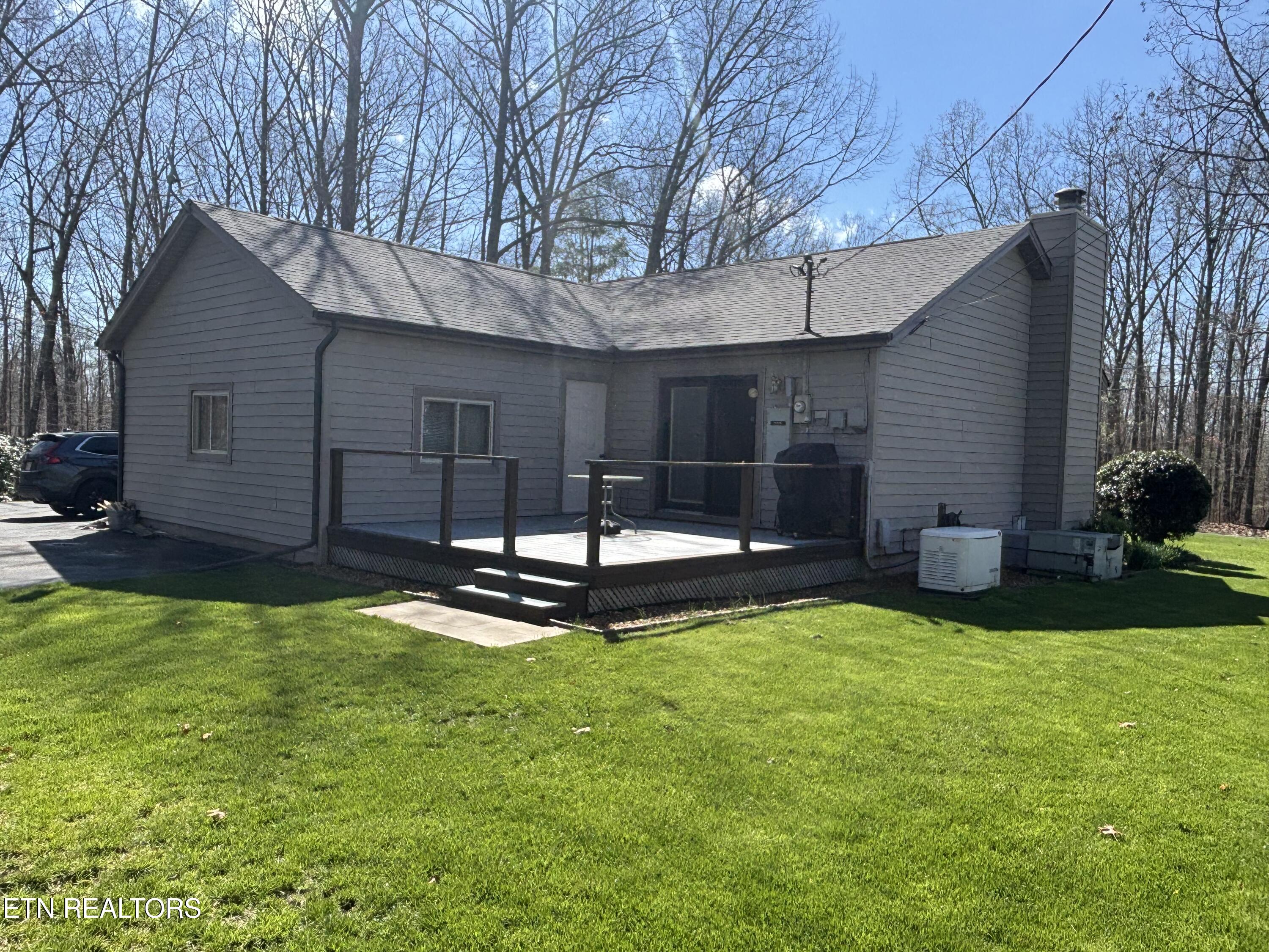 6021 Osage Road Crossville, TN 38572 - Photo 9 of 33 Back