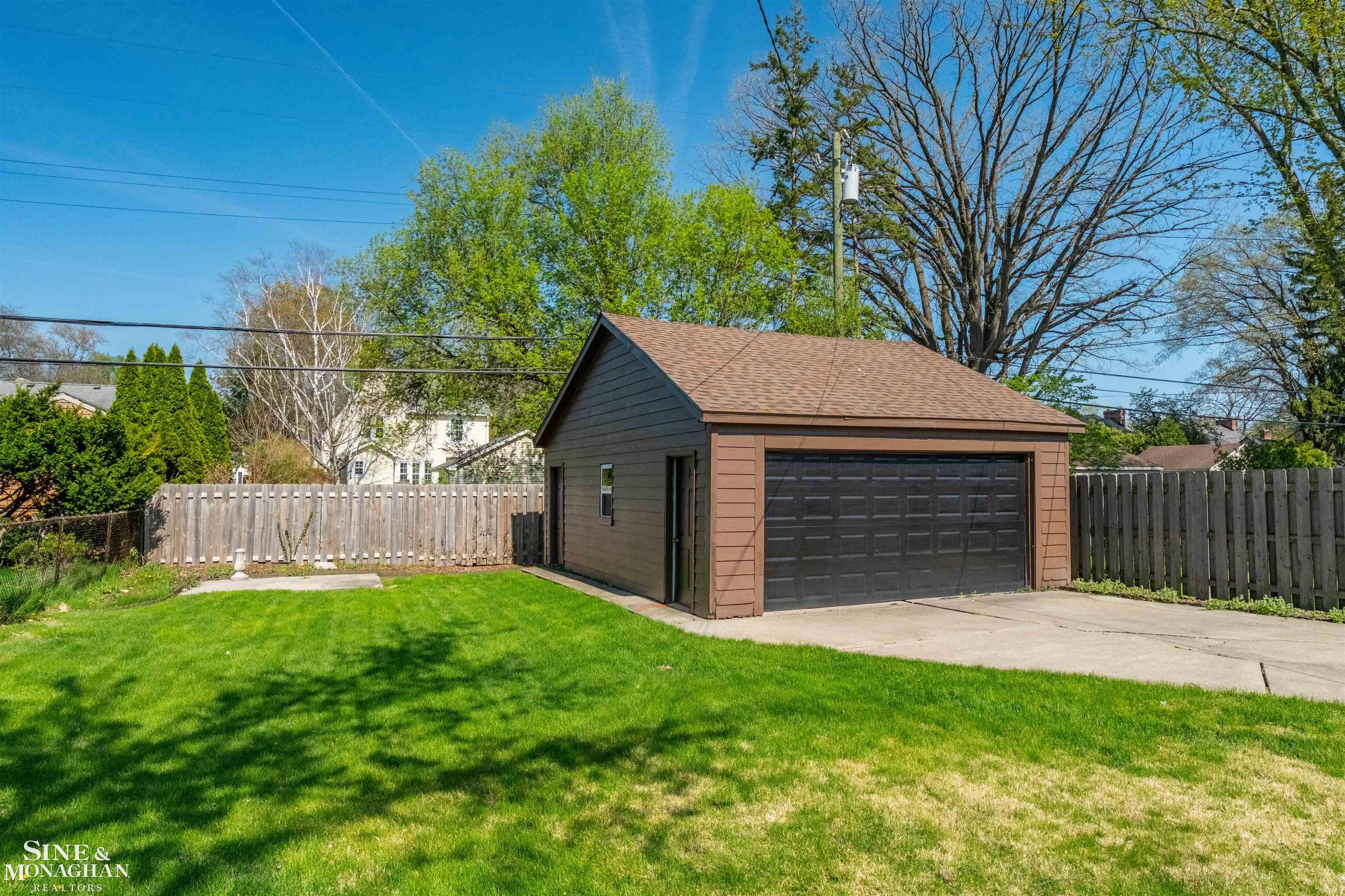 866 Lincoln Road Grosse Pointe, MI 48230 - Photo 33 of 34