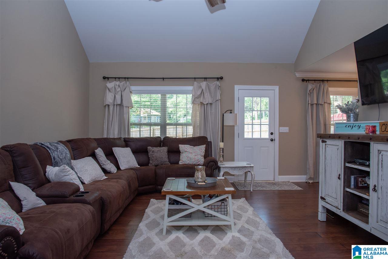 40 Maplewood Circle Clanton, AL 35045 - Photo 7 of 48