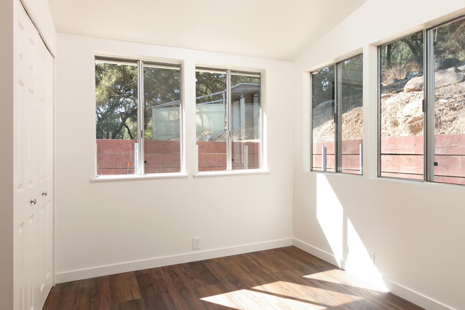 9 Kinevan Road Santa Barbara, CA 93105 - Photo 20 of 52 9 Kinevan Rd-017-007-Bedroom-MLS_Size