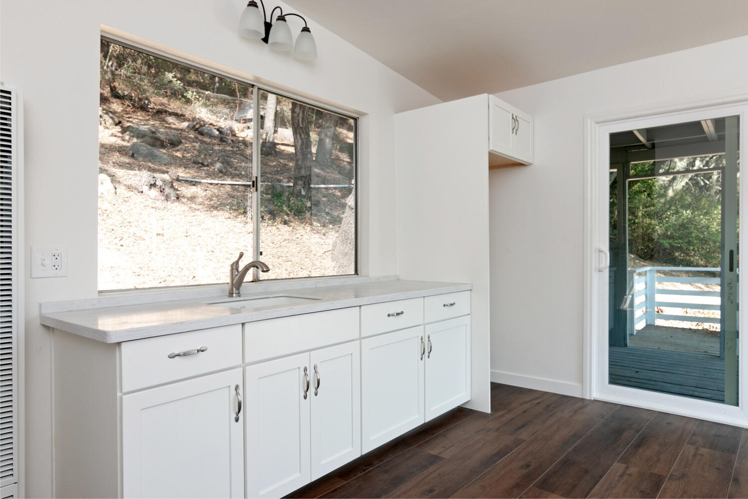 9 Kinevan Road Santa Barbara, CA 93105 - Photo 27 of 52 9 Kinevan Rd-024-015-Kitchen-MLS_Size