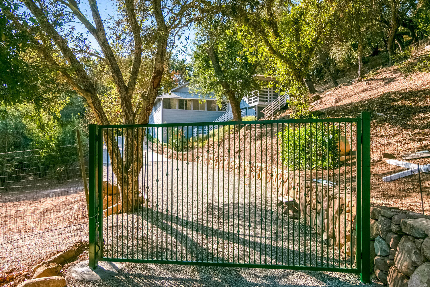 9 Kinevan Road Santa Barbara, CA 93105 - Photo 42 of 52 9 Kinevan Rd-040-036-Gated Entry-MLS_Siz