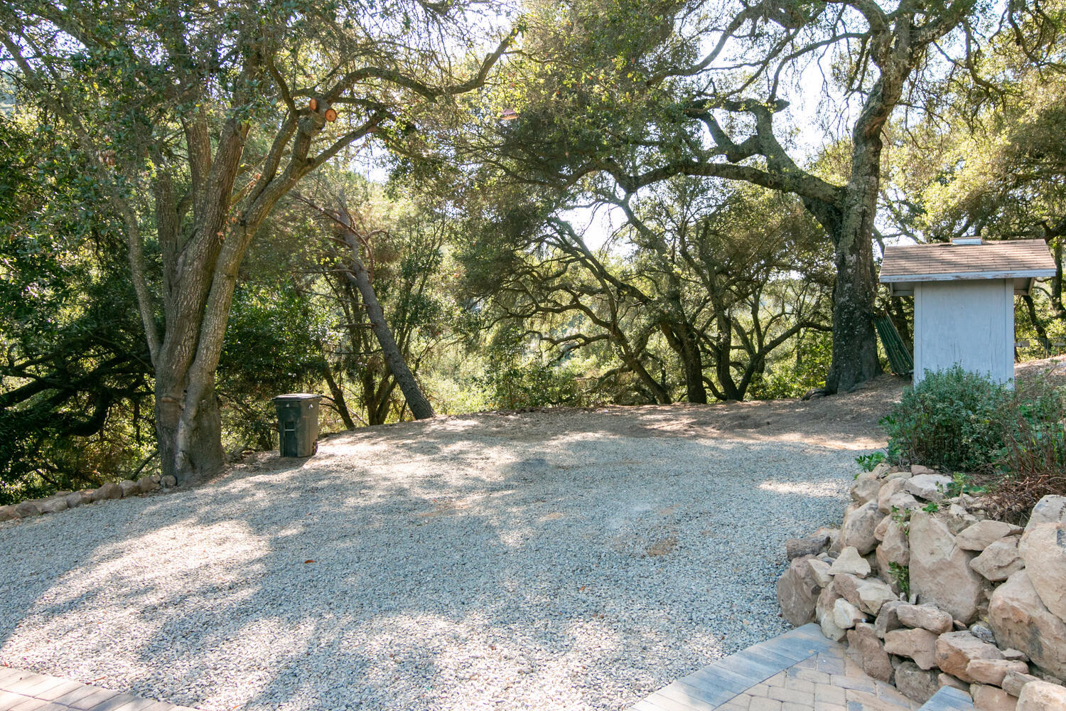 9 Kinevan Road Santa Barbara, CA 93105 - Photo 44 of 52 9 Kinevan Rd-038-035-Parking-MLS_Size