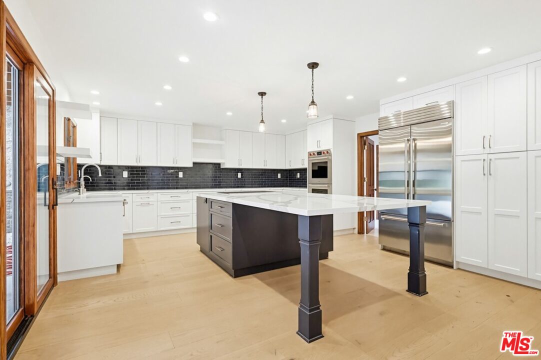24970 Bob Batchelor Road Calabasas, CA 91302 - Photo 7 of 32