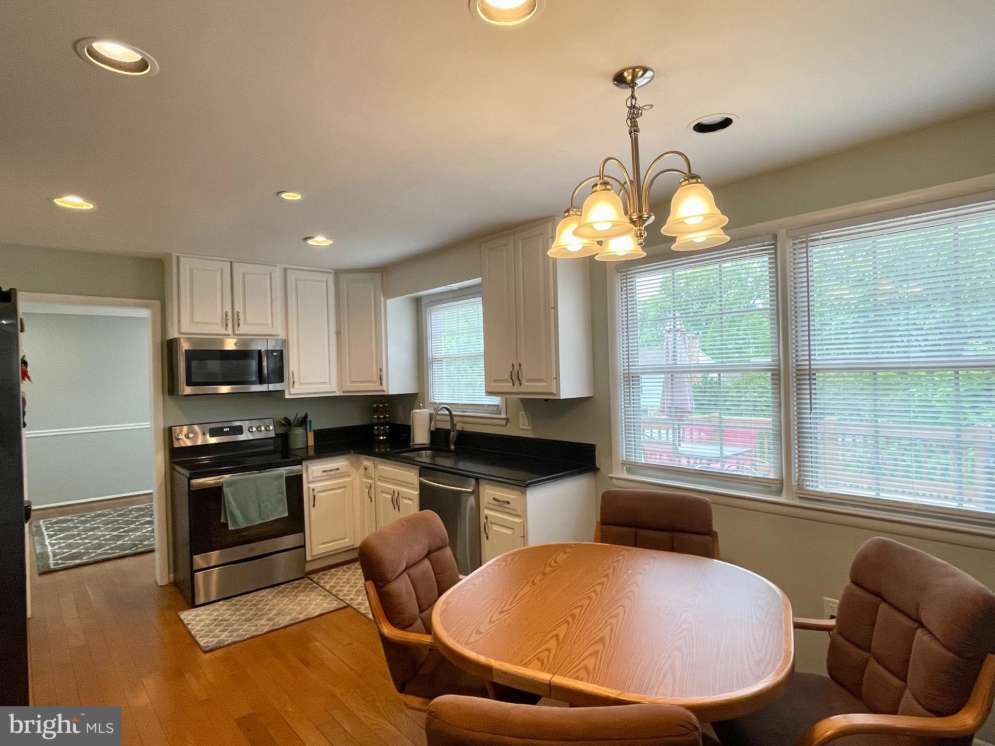 10831 Sandringham Road Cockeysville, MD 21030 - Photo 8 of 44 Gallery Image 8