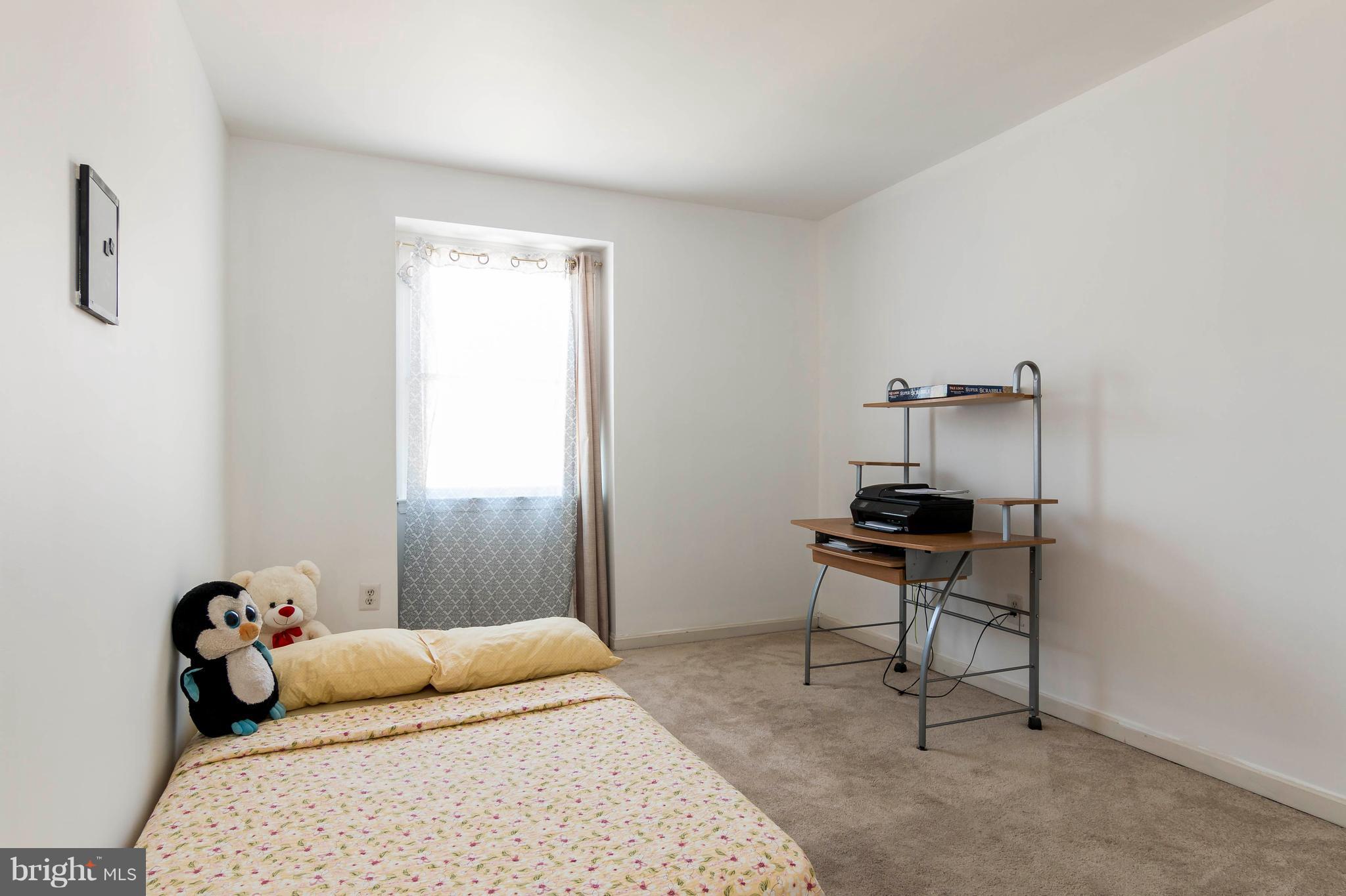 14355 Rosetree Court Silver Spring, MD 20906 - Photo 16 of 24 Bedroom