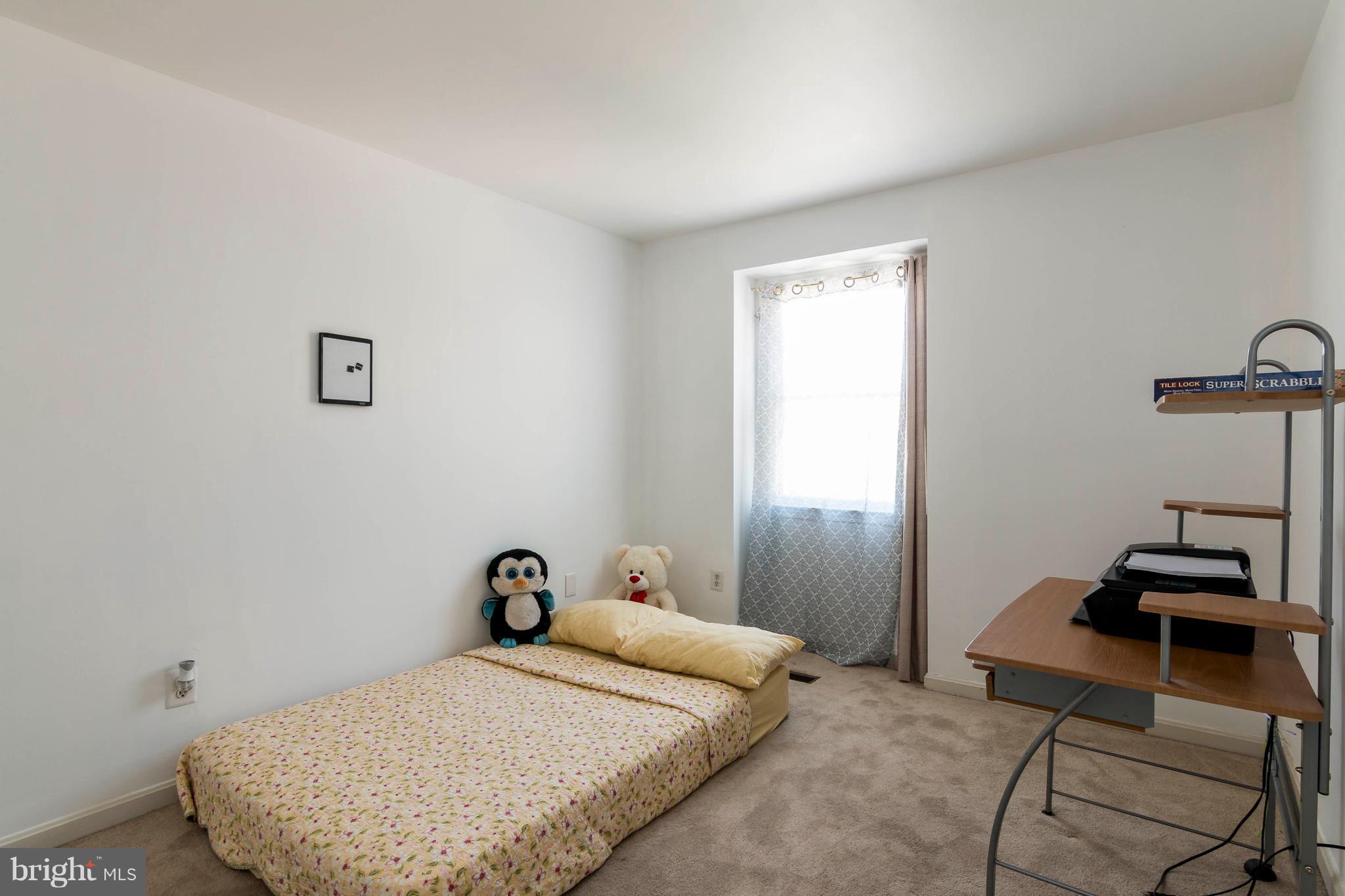 14355 Rosetree Court Silver Spring, MD 20906 - Photo 17 of 24 Bedroom