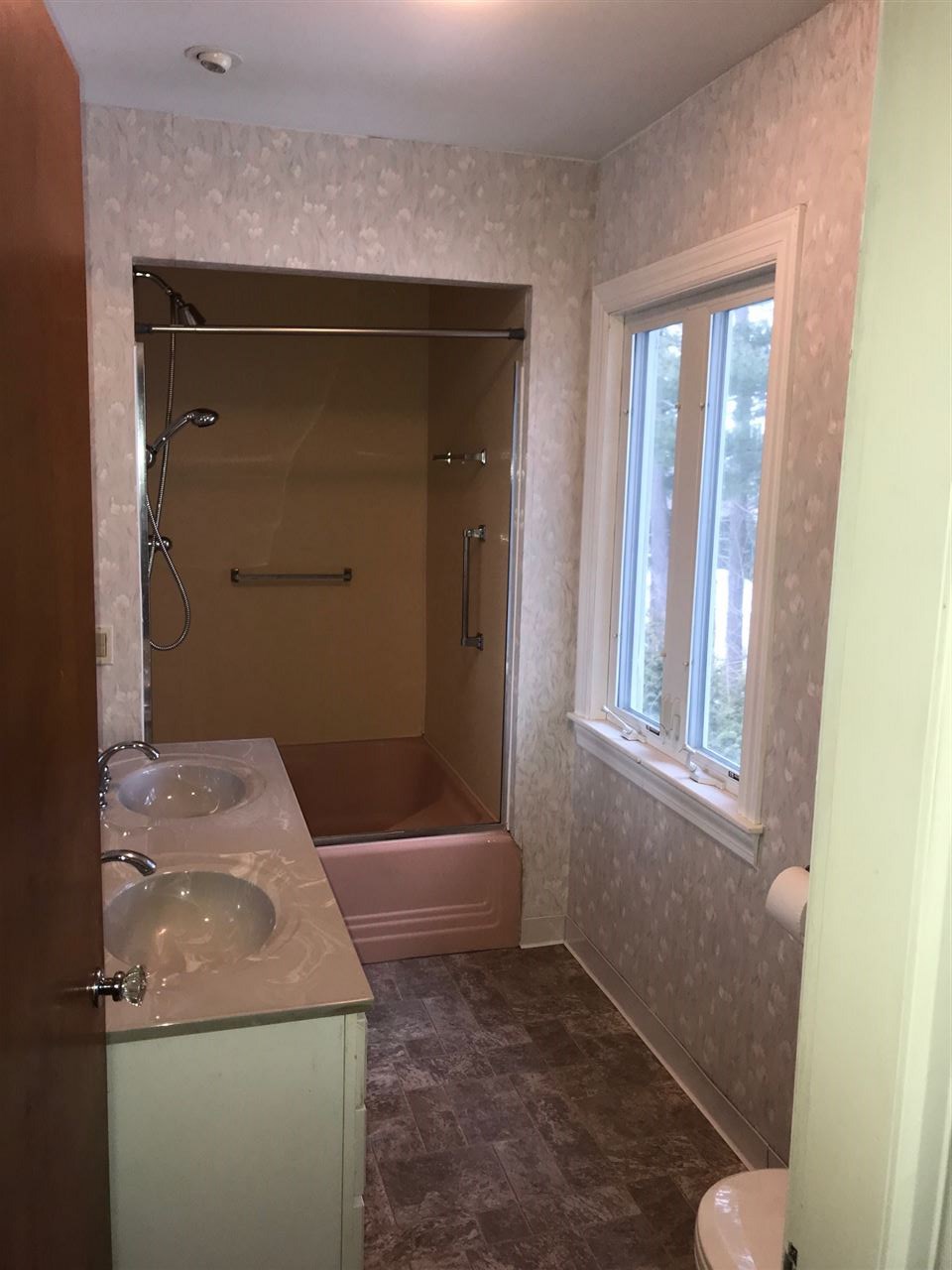 3 Sunset Drive Rochester, NH 03867 - Photo 16 of 23