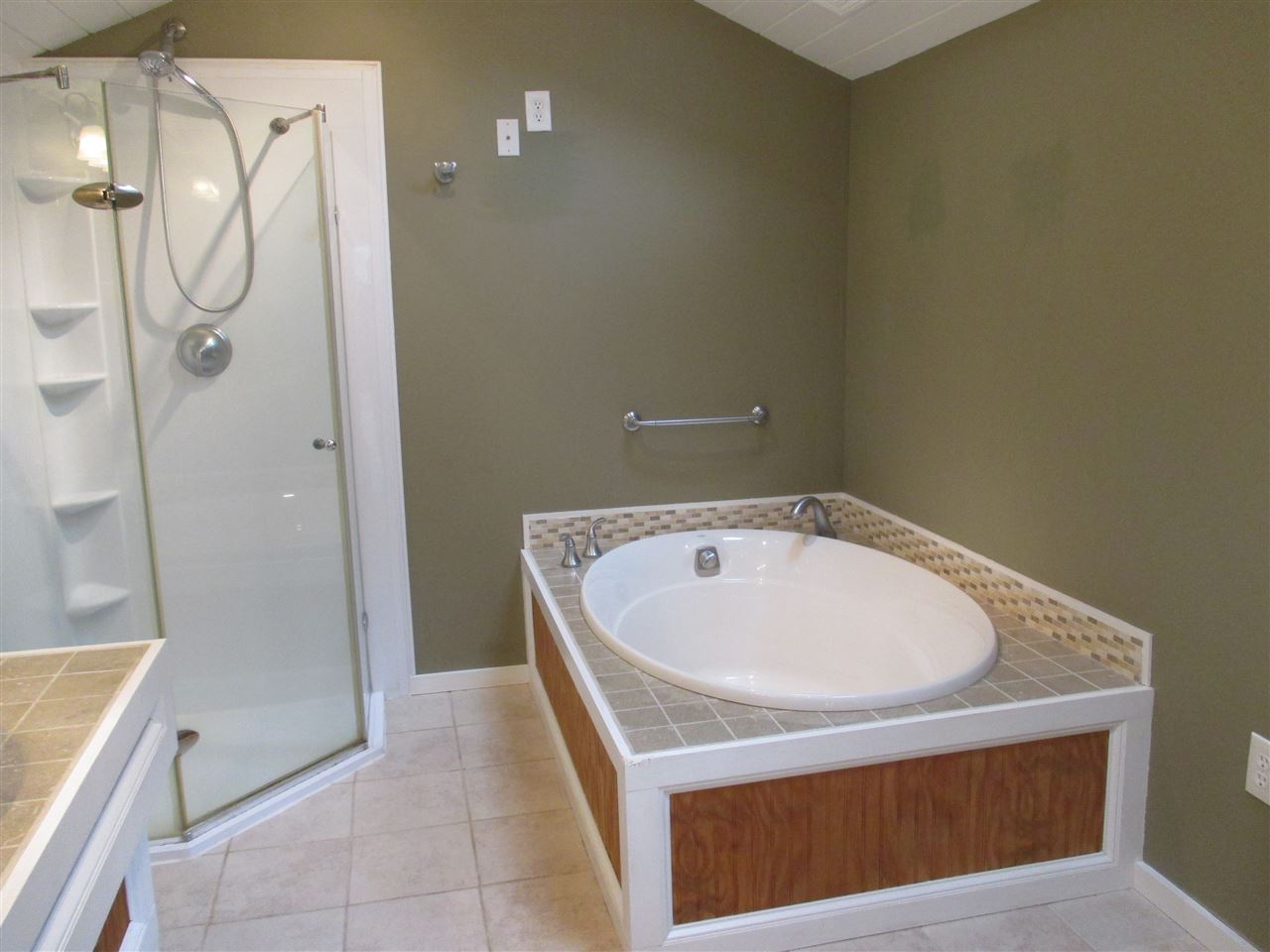 37 Danville Road Hampstead, NH 03826 - Photo 12 of 24 Gallery Image 12