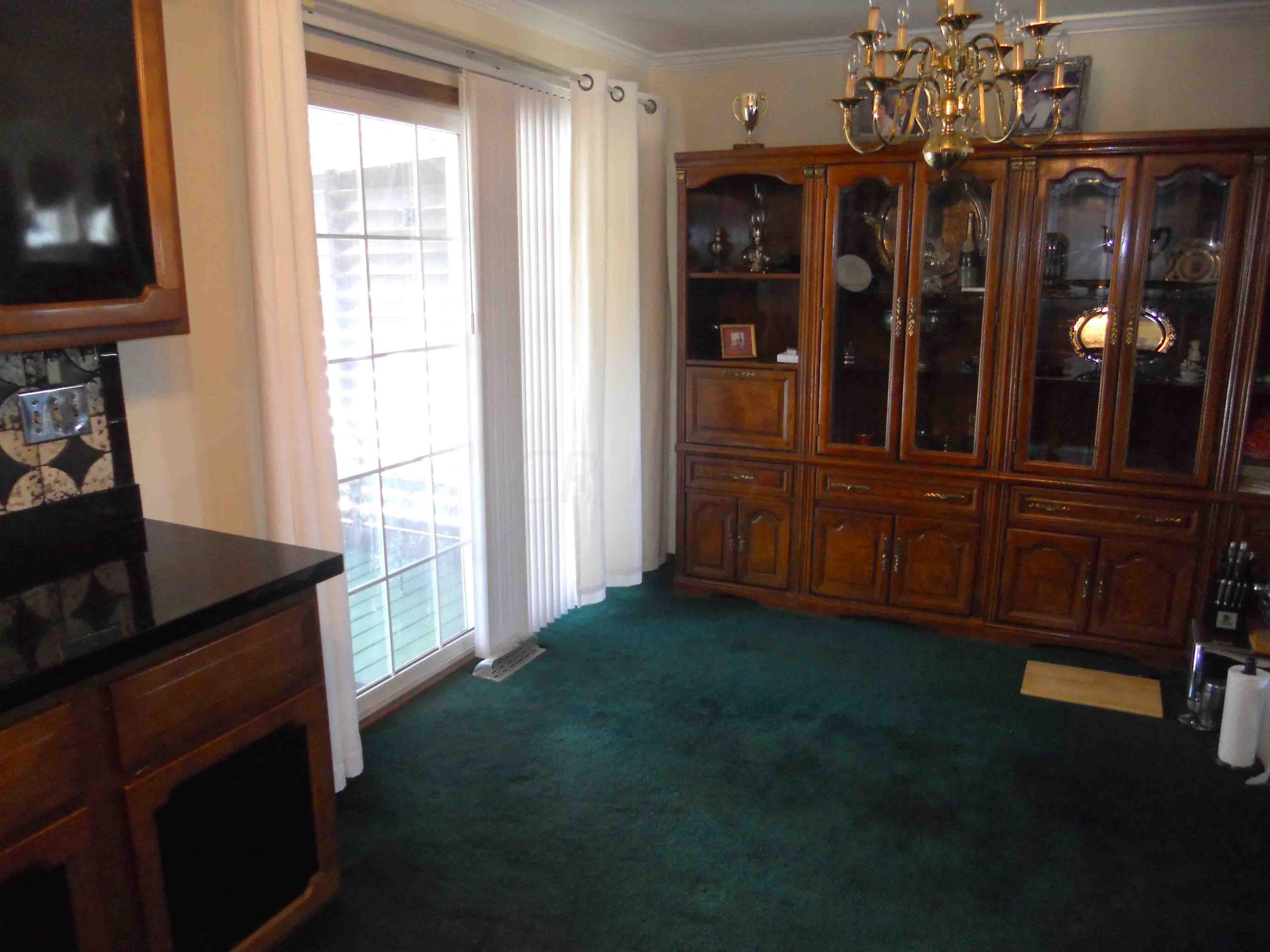 5109 Fairlane Road Columbus, OH 43207 - Photo 9 of 24 Gallery Image 9