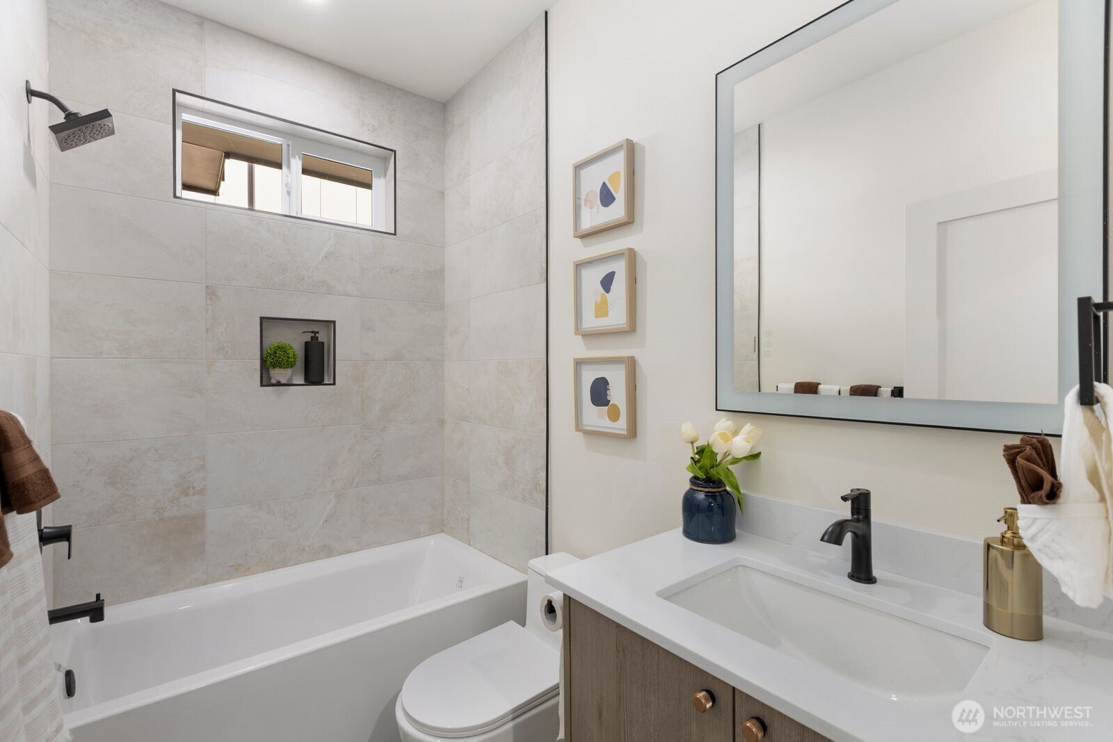 929 North 87th Street Seattle, WA 98103 - Photo 26 of 38