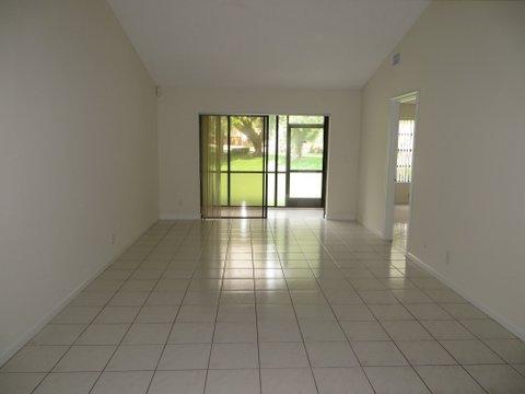 3093 Inglewood Terrace Boca Raton, FL 33431 - Photo 6 of 21 IMG_2027